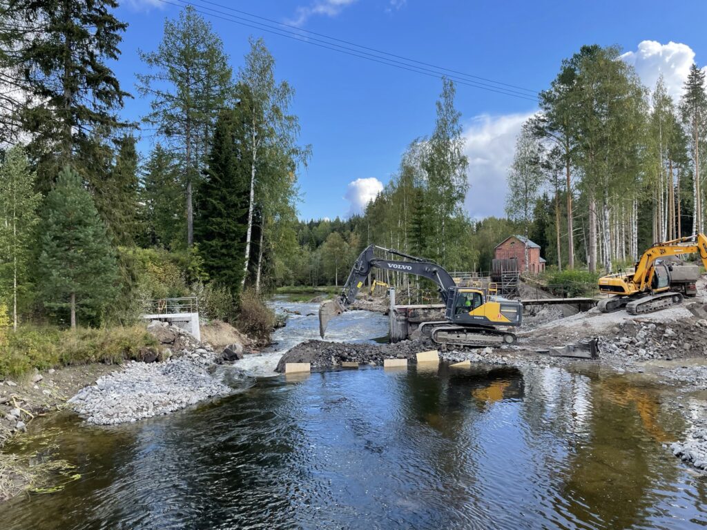 Dam at Kangaskoski is demolished